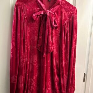 Eloquii Vibrant Pink Velvet Top